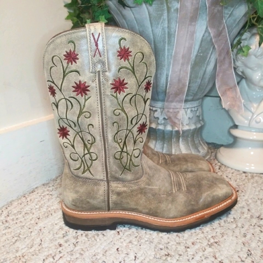 Twisted X Woman's Taupe  Floral Stitched Roughstock Steel-Toe Cowgirl Boots